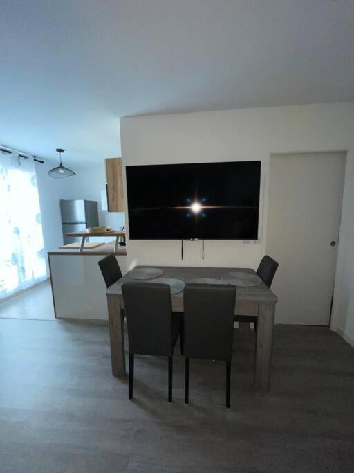 Superbe Appartement Tres Confortable Serris Eksteriør bilde